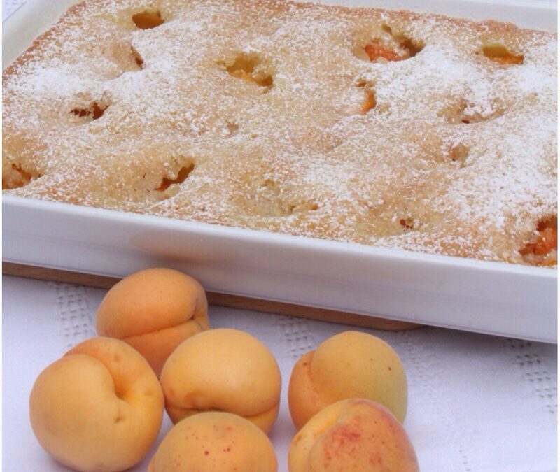 „Röra ihop“ ist der perfekte Sommerkuchen – lagom einfach!